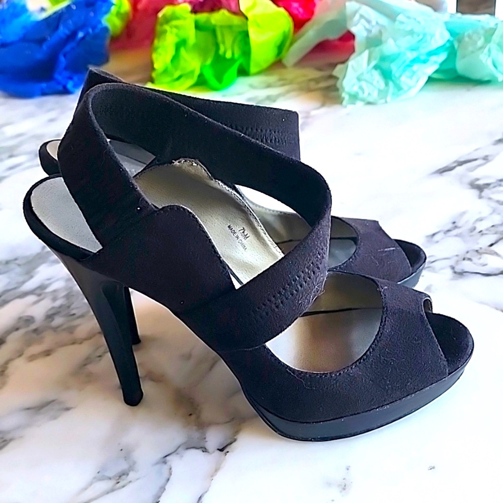 Levity Ivanna Open Toe Pump Women's size 7.5